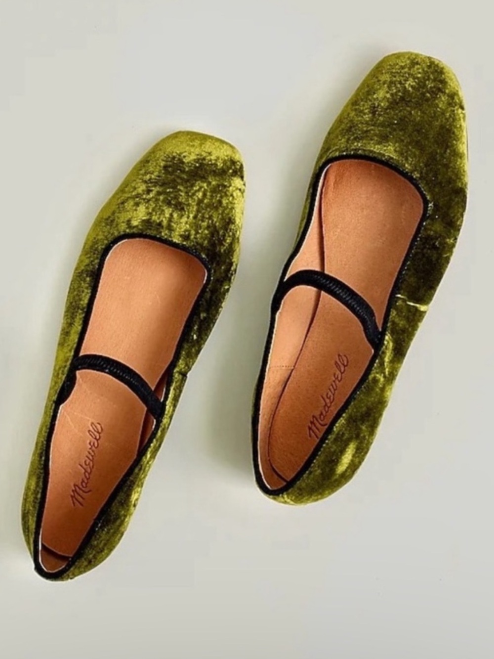 Madewell Greta ballet flat velvet green Mary-Jane 6.5 flats.